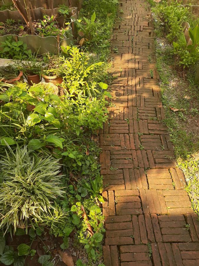 Bed and Breakfast Baan Boon Bangkok Exterior foto